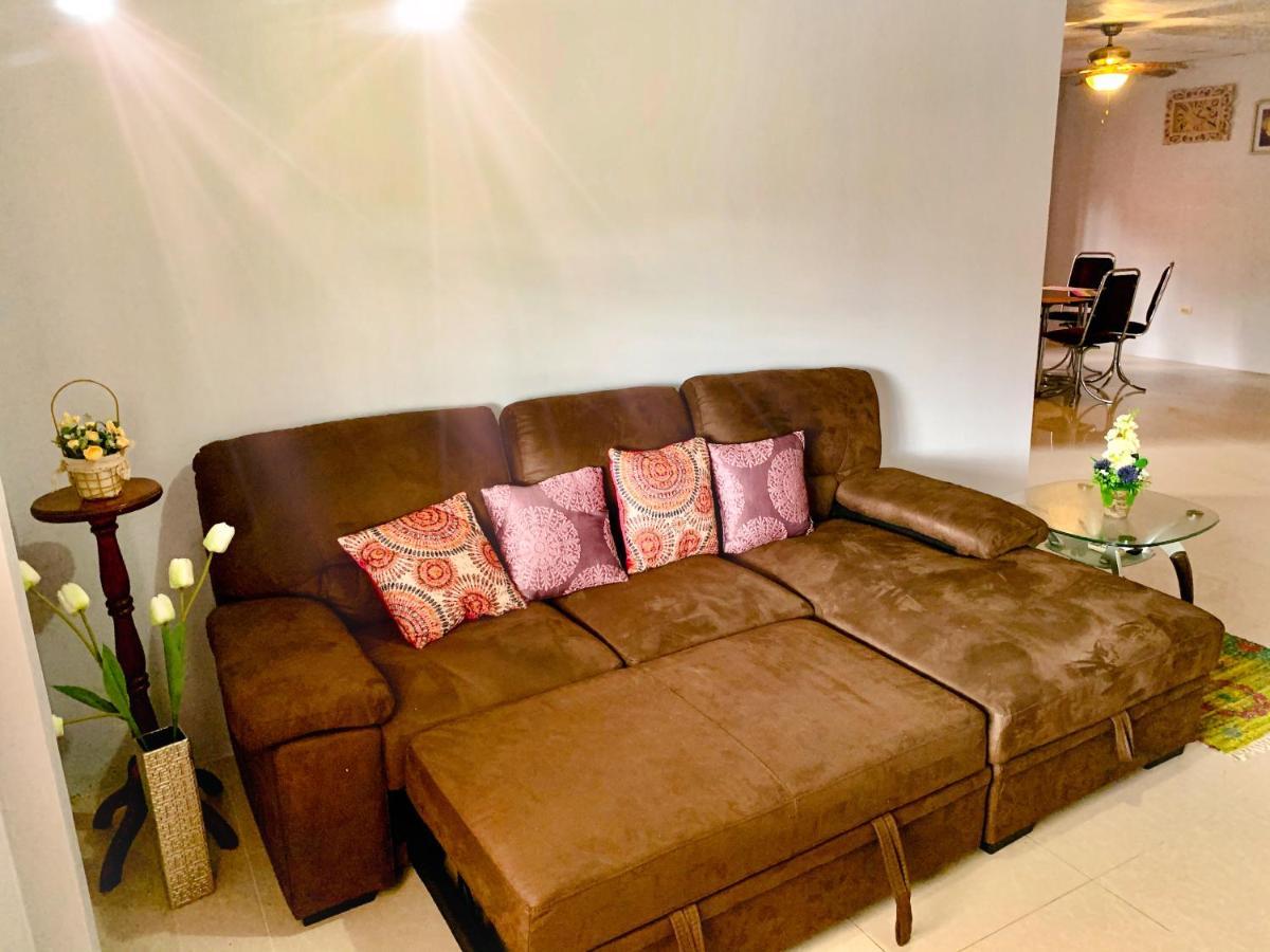 Apartment At Trincity Central Road Port of Spain Buitenkant foto