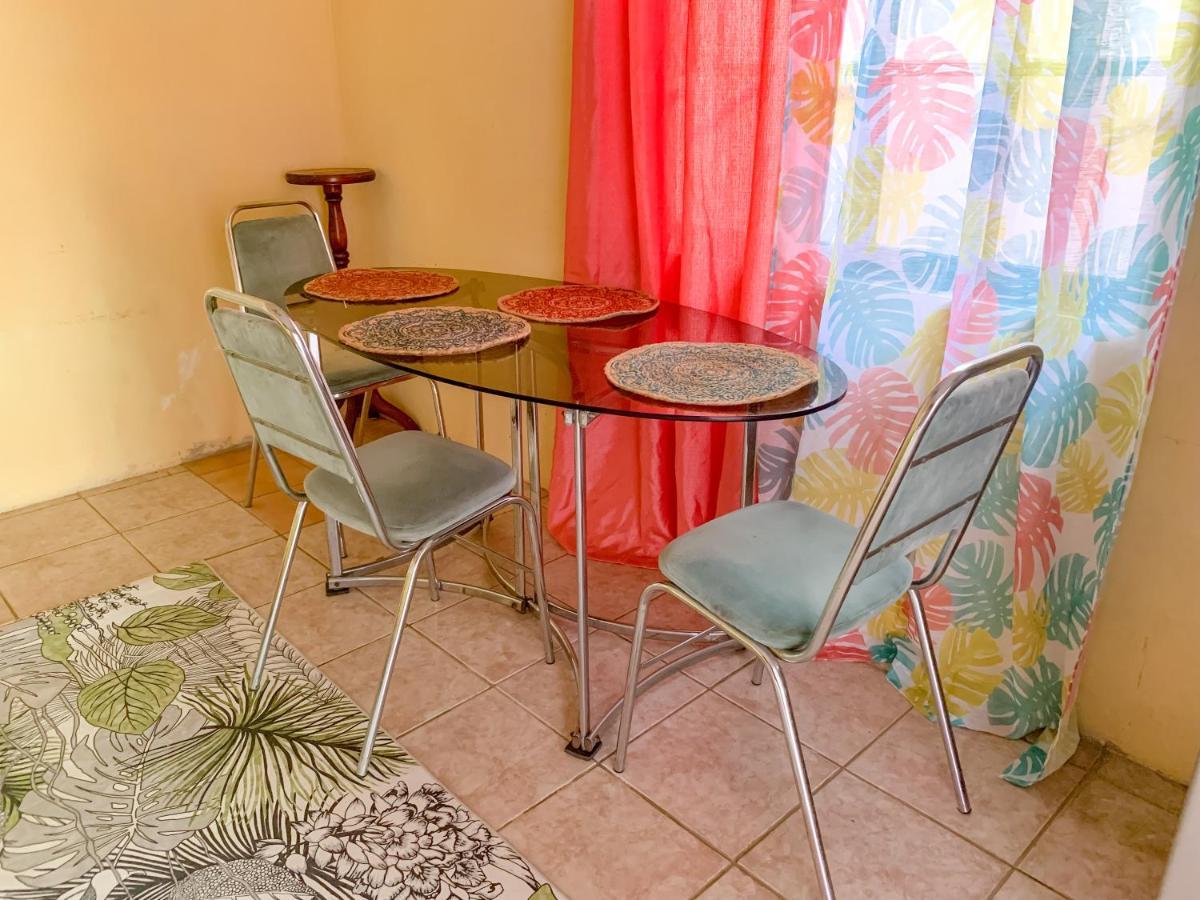 Apartment At Trincity Central Road Port of Spain Buitenkant foto