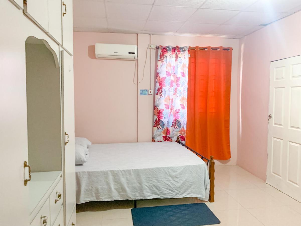 Apartment At Trincity Central Road Port of Spain Buitenkant foto